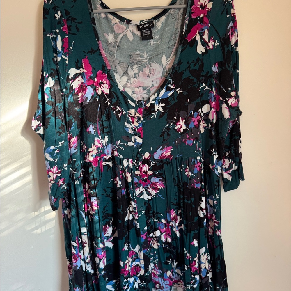 Floral V-Neck Tunic Top